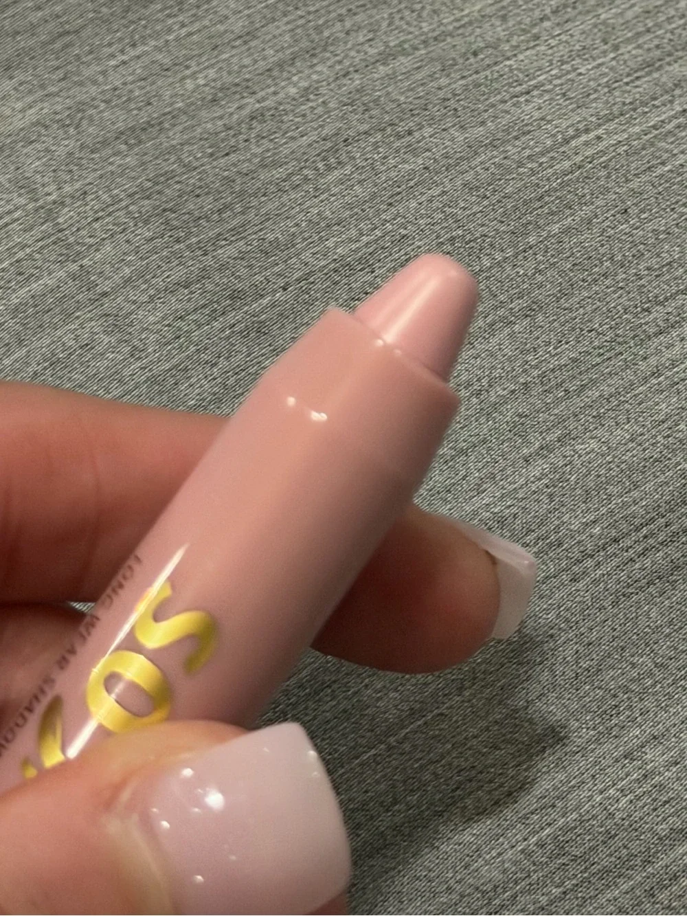 Eyeshadow stick in Dusty Pink